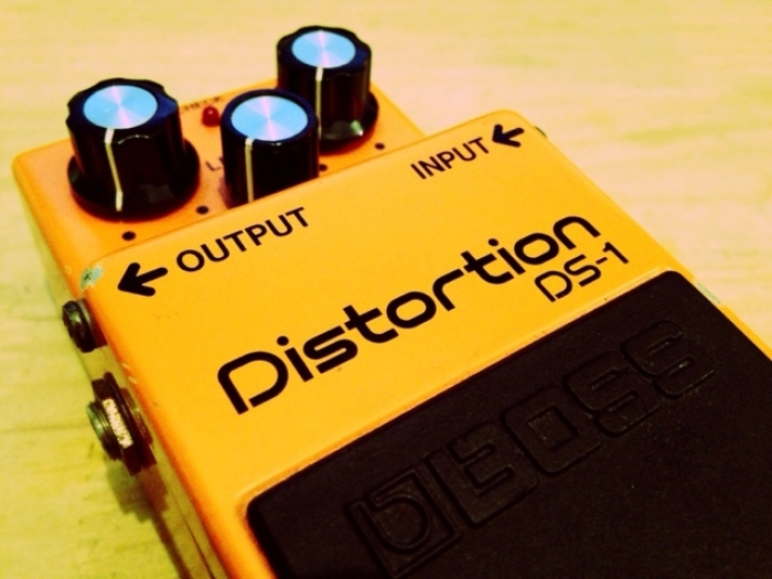 歪みエフェクターの王道 Distortion DS-1